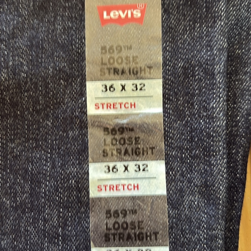 2 pair of Levi's Denim 569 Jeans 36x32. On new with tags. - Picture 3 of 8